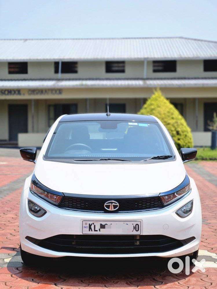 Tata Altroz Xz, 2022, Petrol