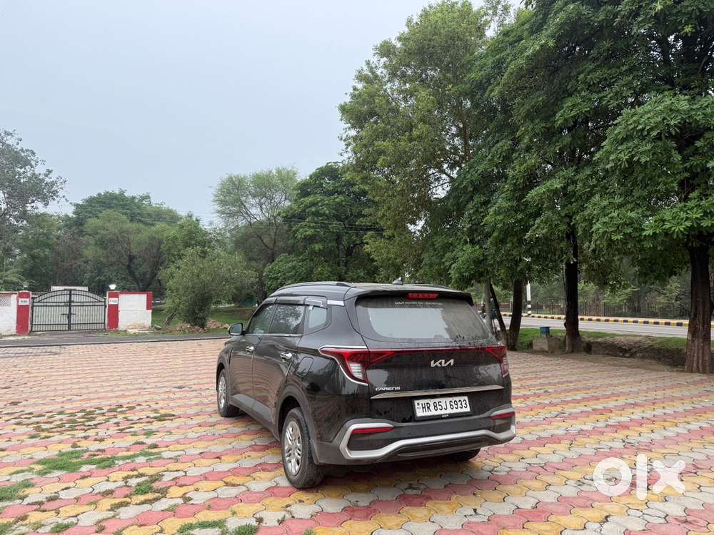Kia Carens Petrol Manual 2025