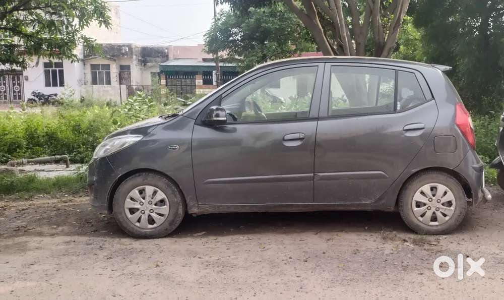 Hyundai I10 Sportz 2012,