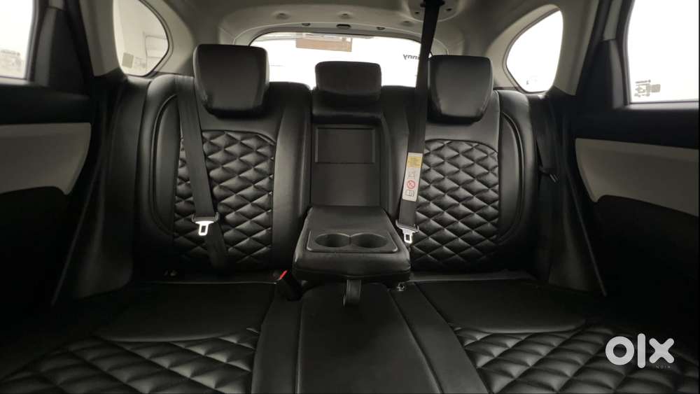 Maruti Suzuki Grand Vitara 1.5 Delta Smart Hybrid At, 2025, Petrol