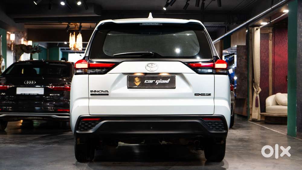 Toyota Innova Hycross 2.0 Gx 7 Str, 2025, Petrol