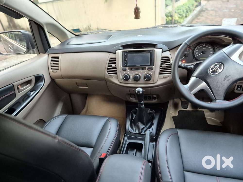Toyota Innova 2.5 Gx 7 Str Bs-iii, 2015, Diesel