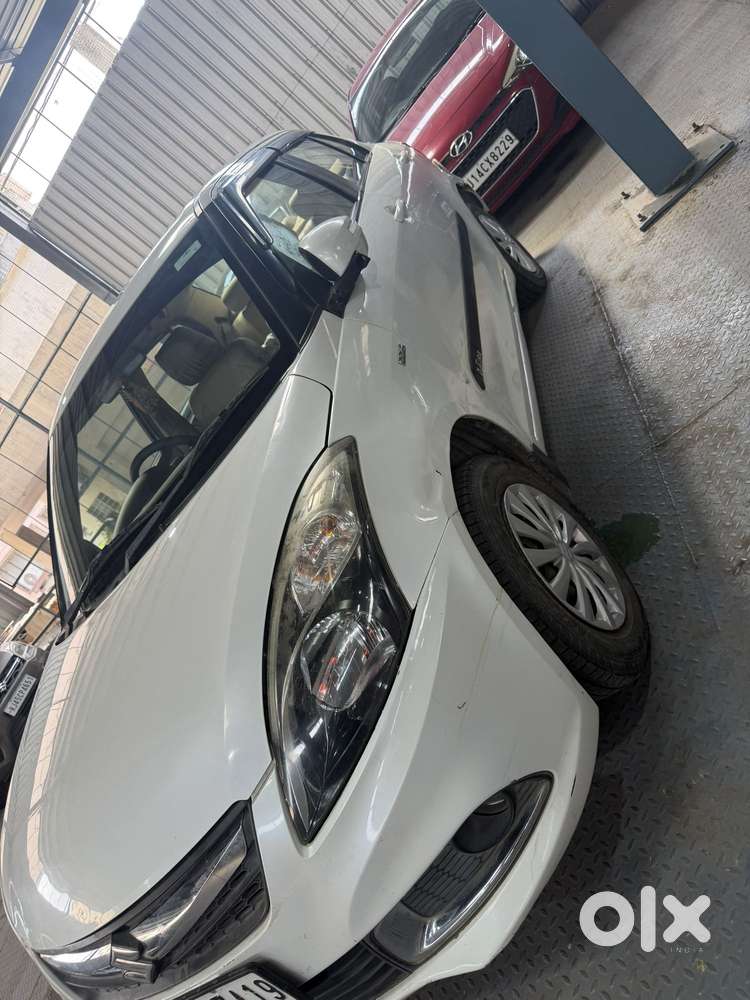 Maruti Suzuki Swift Dzire Zdi + Mt, 2017, Diesel