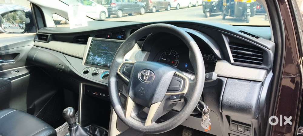 Toyota Innova Crysta 2.4 G Mt, 2017, Diesel