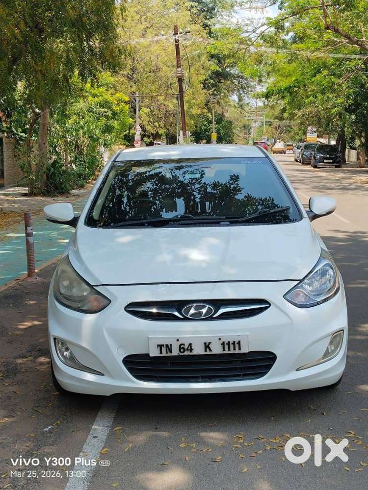 Hyundai Verna 1.6 Sx Crdi, 2011