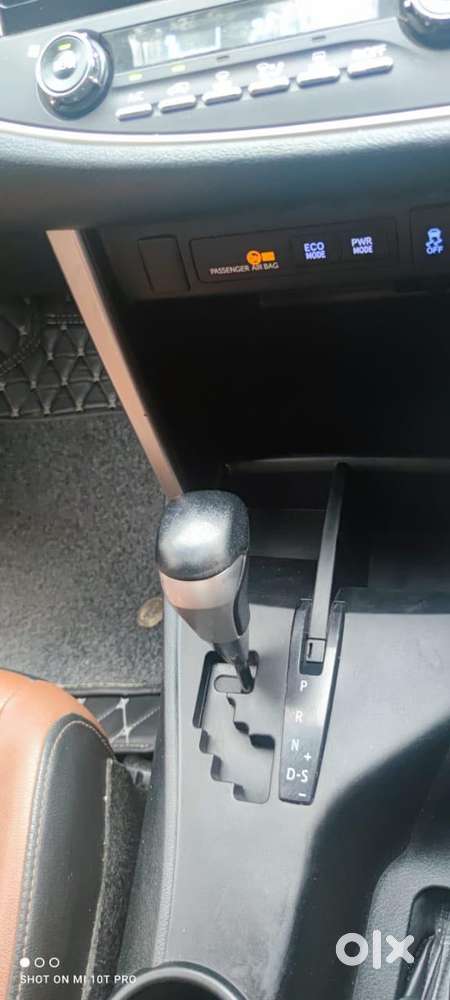 Toyota Innova Crysta 2.8z Automatic, 2017, Diesel