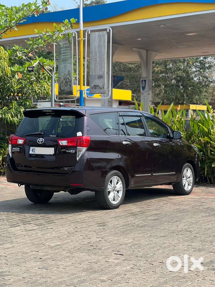 Toyota Innova Crysta 2.8 Z, 2016, Diesel