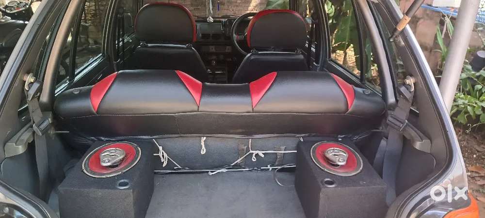 Maruti Suzuki 800 2004 Petrol Well Maintained