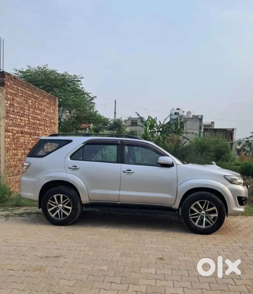 Toyota Fortuner Automatic 4×2