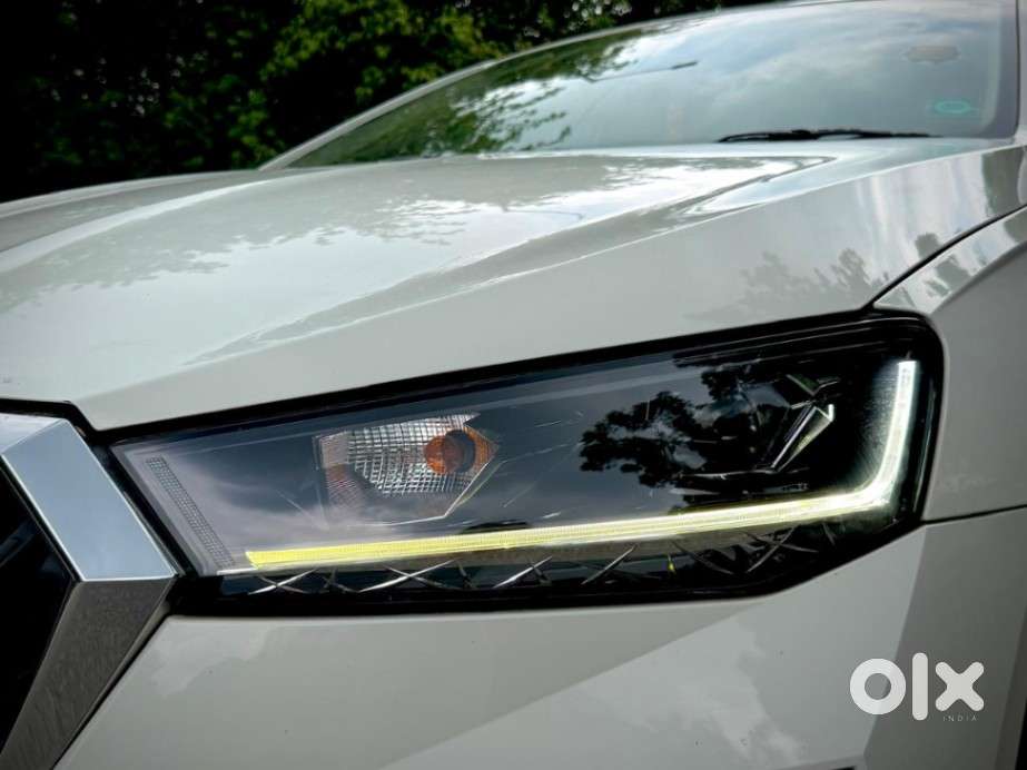 Skoda Slavia 1.0 Tsi Style At, 2022, Petrol