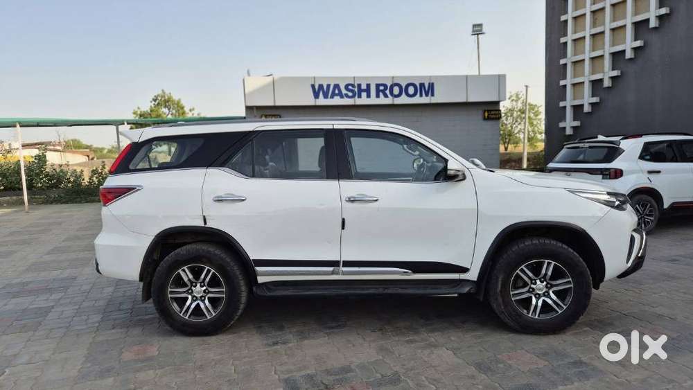 Toyota Fortuner 4x2 At 2.8 Diesel, 2017, Diesel