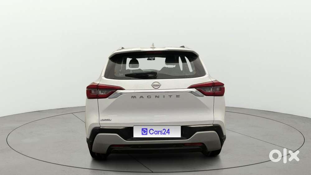 Nissan Magnite 1.0 Xv Premium Turbo Cvt, 2023, Petrol