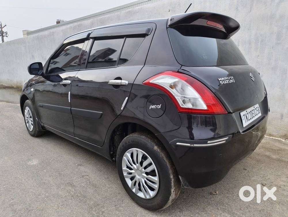 Maruti Suzuki Swift 1.2 Lxi (o), 2016, Petrol