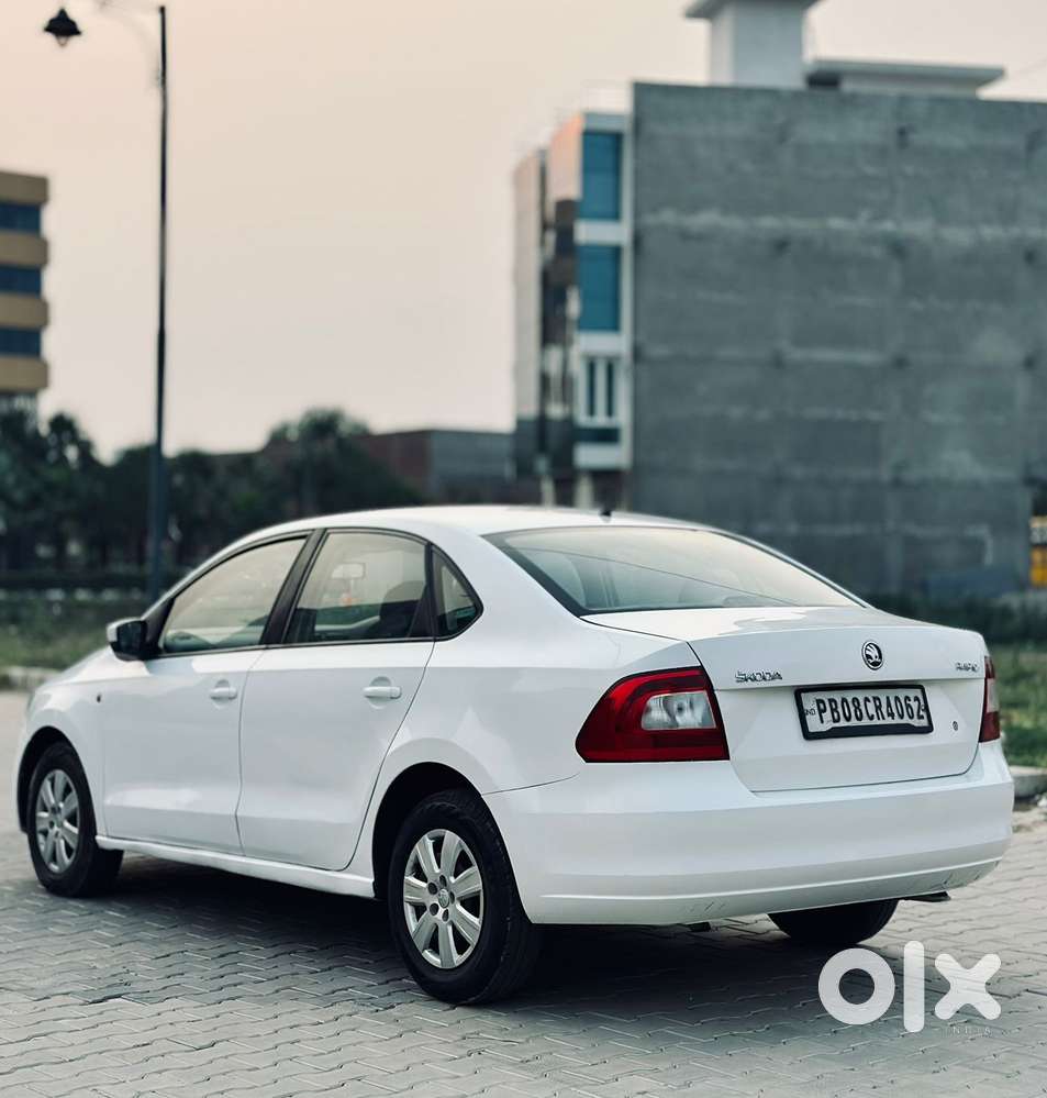 Skoda Rapid Active 1.6 Tdi Mt, 2014, Diesel