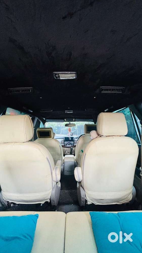 Toyota Innova Diesel 2011
