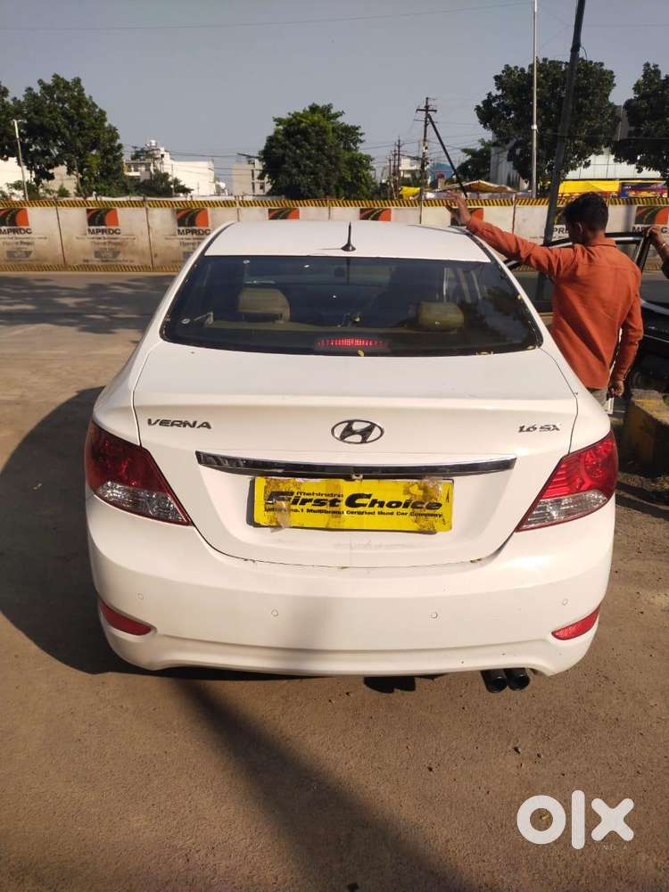 Hyundai Verna Fluidic 1.6 Crdi Sx, 2015, Diesel