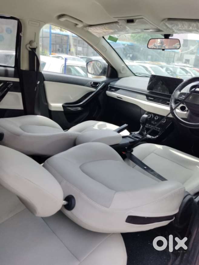 Tata Nexon Fearless Plus (ps) 1.2 Icng 6mt Red Dark Edition, 2025, P..