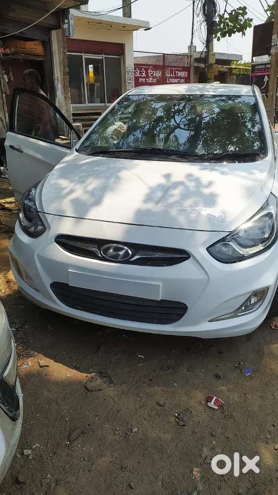 Hyundai Verna Sx Crdi 2012