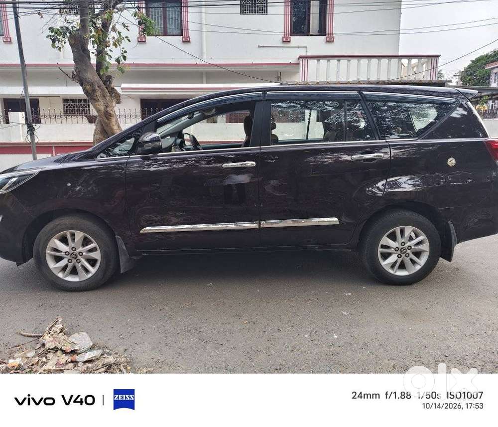 Toyota Innova Crysta 2.4 G Mt 7 Str, 2018, Diesel
