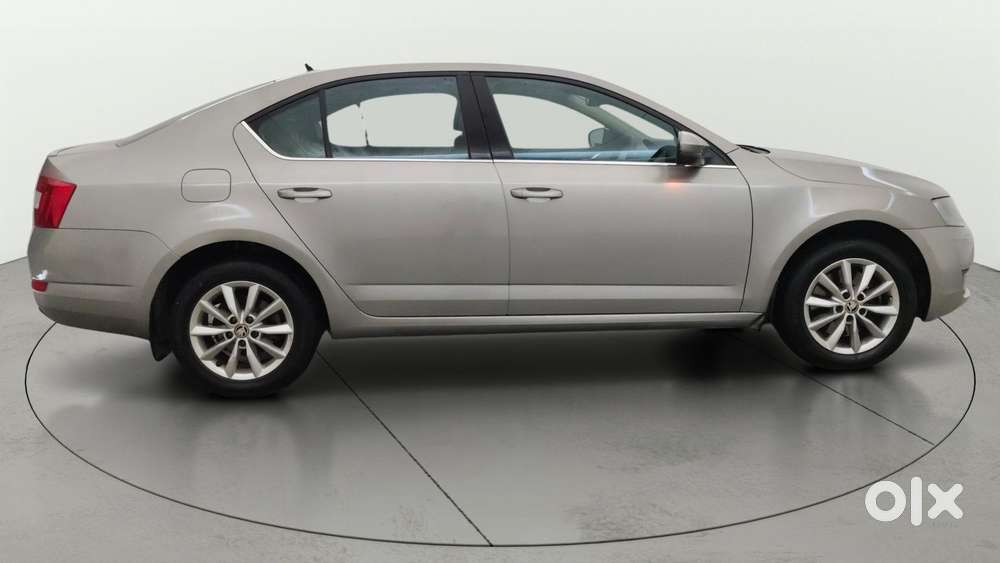 Skoda Octavia 1.8 Tsi Style Plus At, 2016, Petrol
