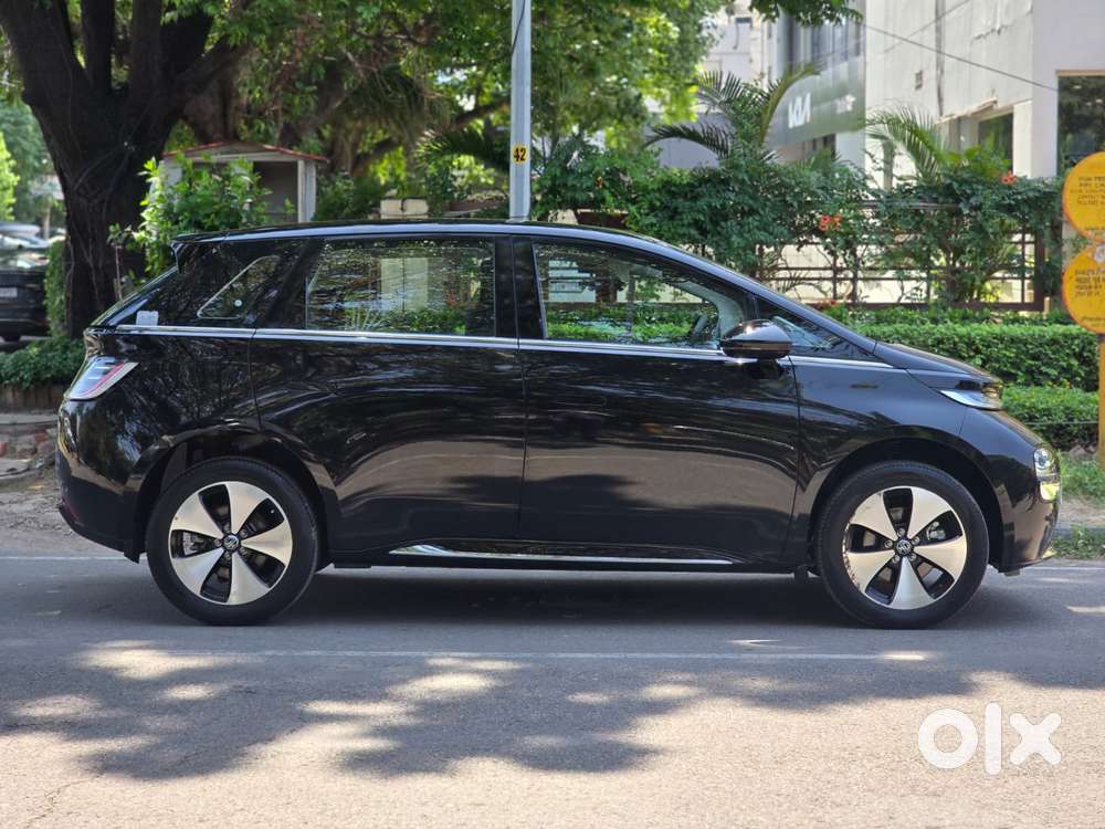 Mg Windsor Ev Essence, 2025, Electric