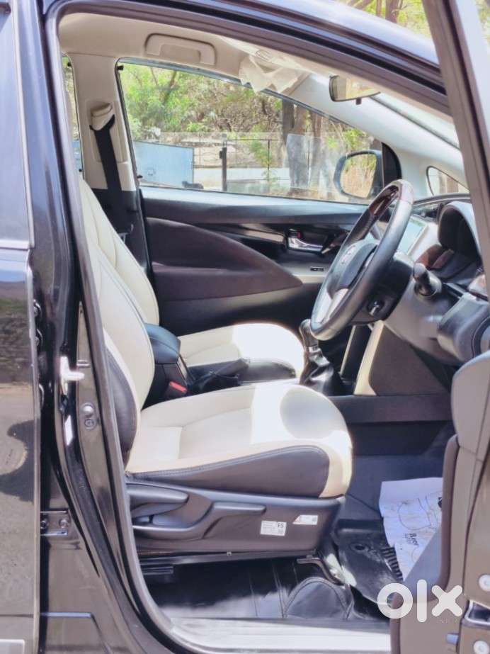 Toyota Innova Crysta 2.4 V, 2024, Diesel