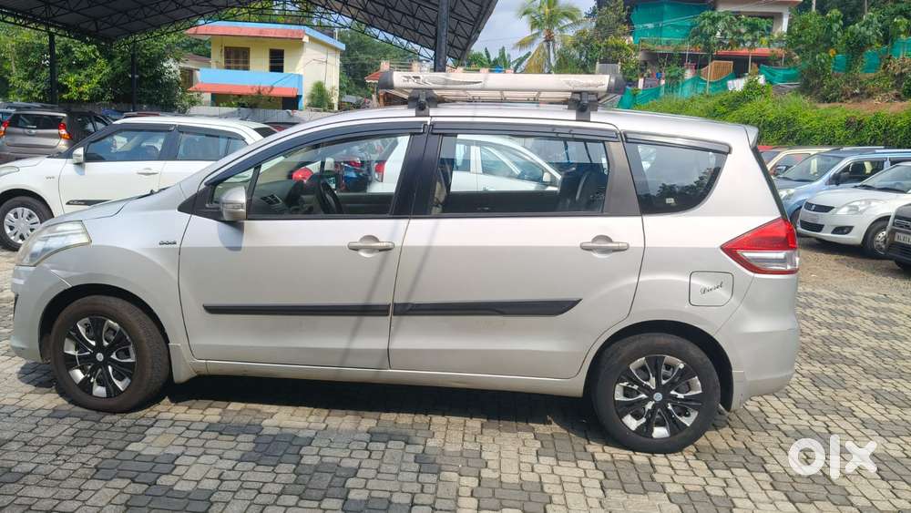 Maruti Suzuki Ertiga 2012-2015 Vdi, 2012, Diesel