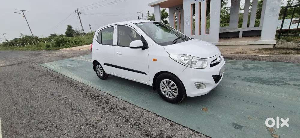 Hyundai I10 Sportz 2014 Manual Petrol