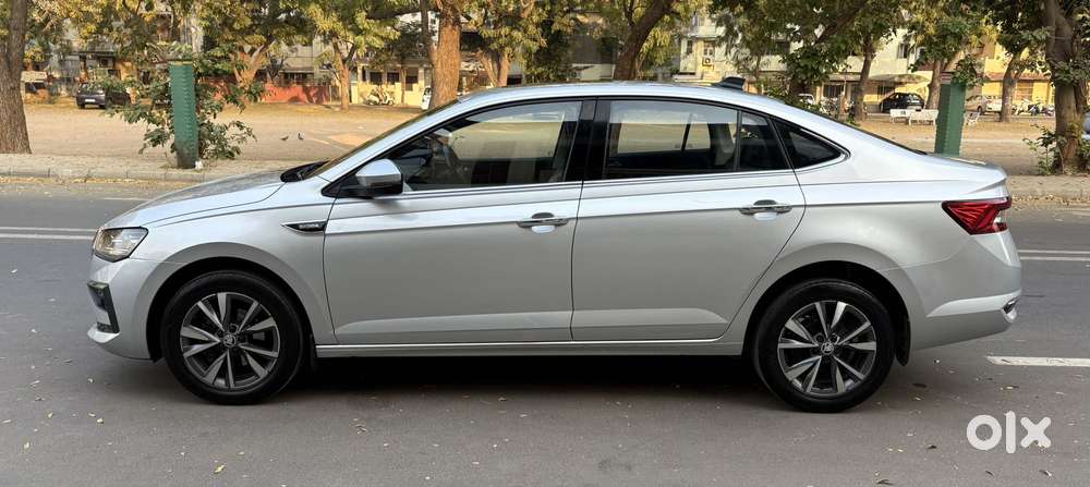 Skoda Slavia Style 1.0l Tsi At, 2022, Petrol