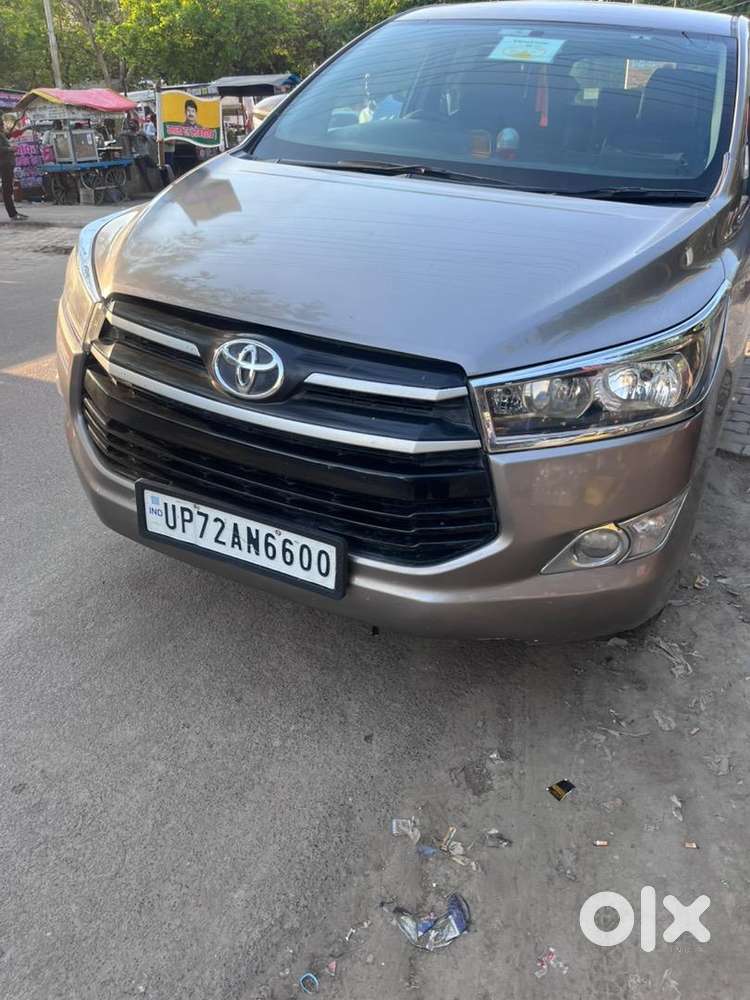Toyota Innova Crysta 2016