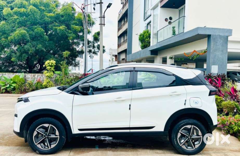 Tata Nexon Creative 1.5 Revotorq Diesel 6amt Dt, 2024, Diesel