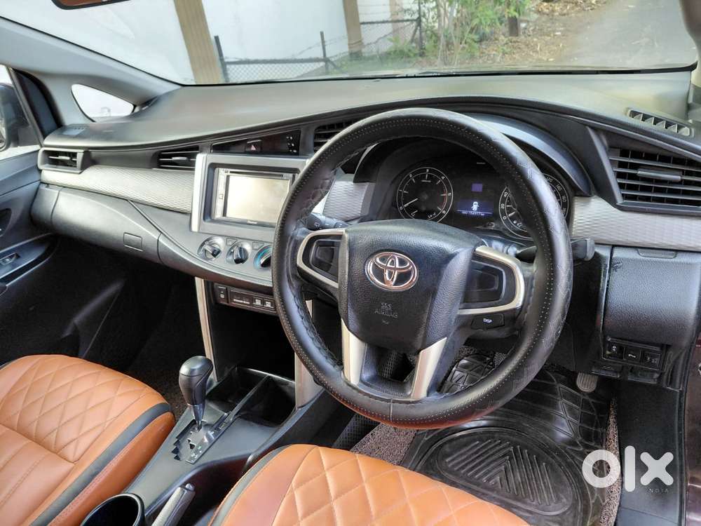 Toyota Innova Crysta 2.8 Gx At, 2017, Diesel