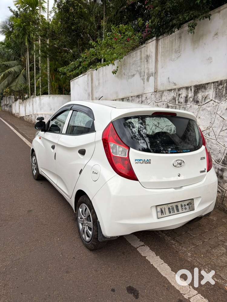 Hyundai Eon Petrol 2012 Year