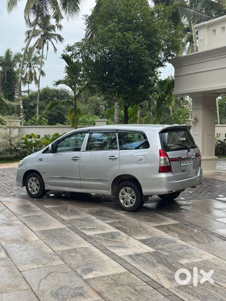 Toyota Innova Diesel 2013