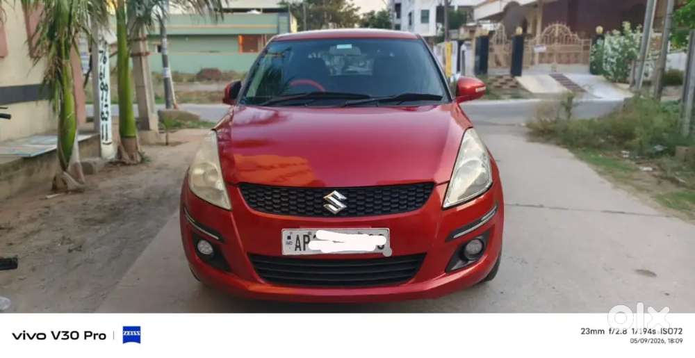 Well-maintained Maruti Swift Vdi  Diesel  Alloy Wheels & Subwoofer