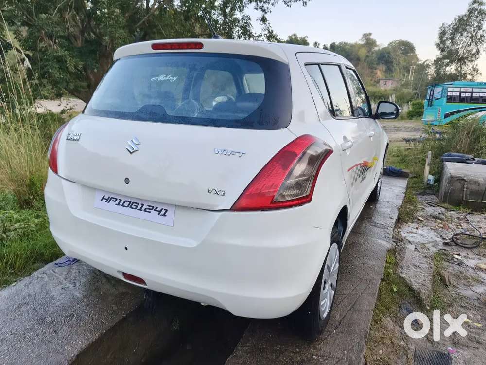 Maruti Suzuki Swift Vxi 2017