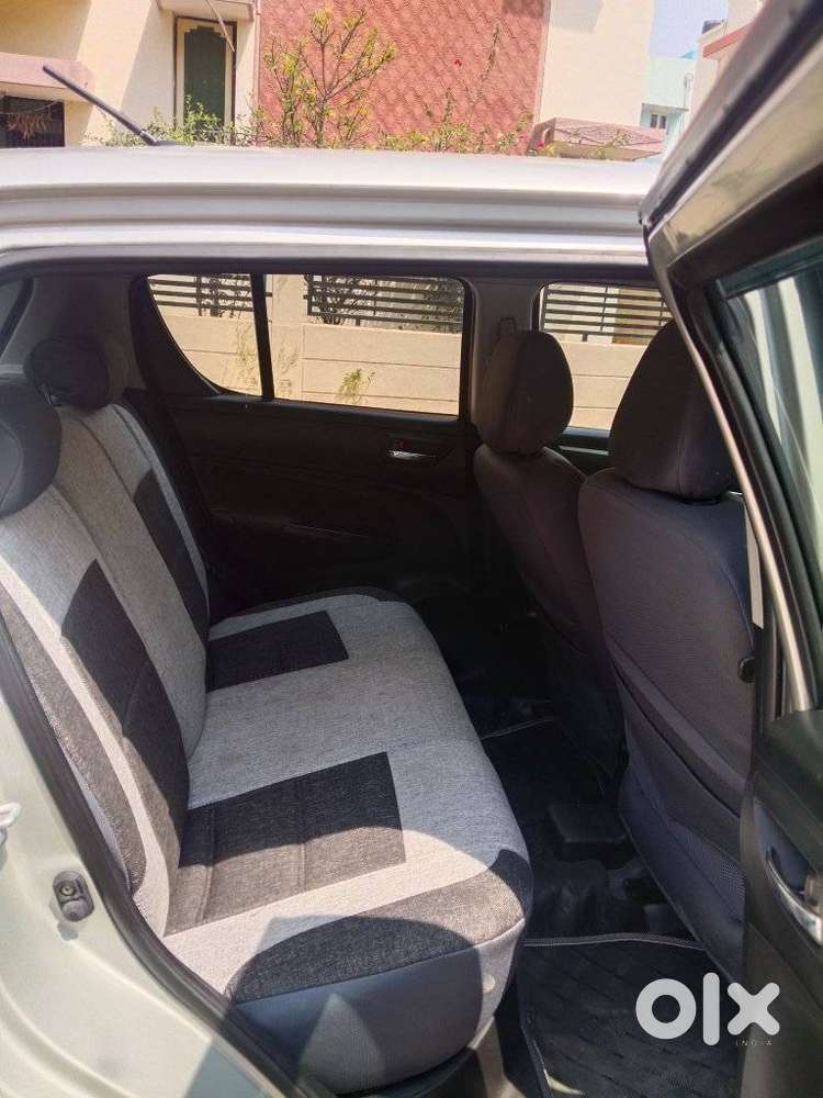 Maruti Suzuki Swift Zxi, 2015, Petrol