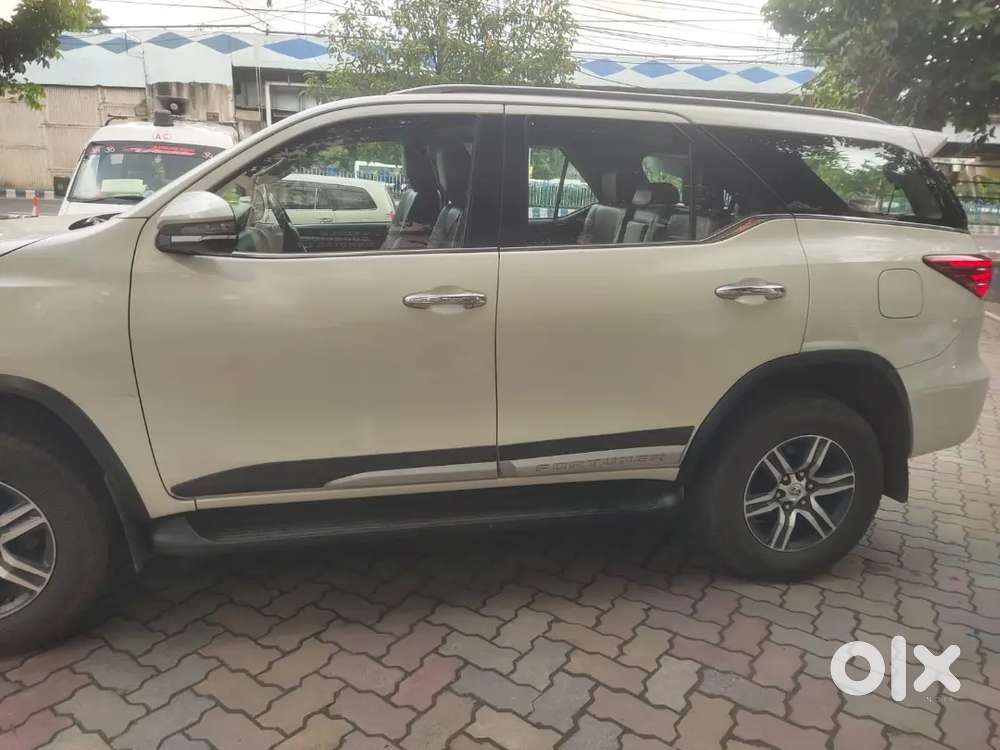 Toyota Fortuner Legender 2018