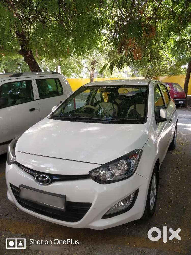 Hyundai I20 Diesel Manual 2012