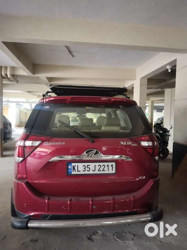 Mahindra Xuv500 W7 2018i