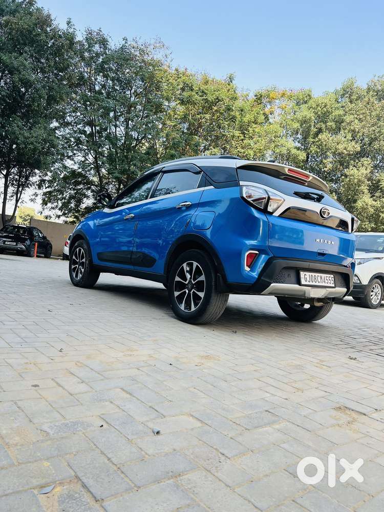 Tata Nexon Amt Xza Plus, 2022, Cng & Hybrids