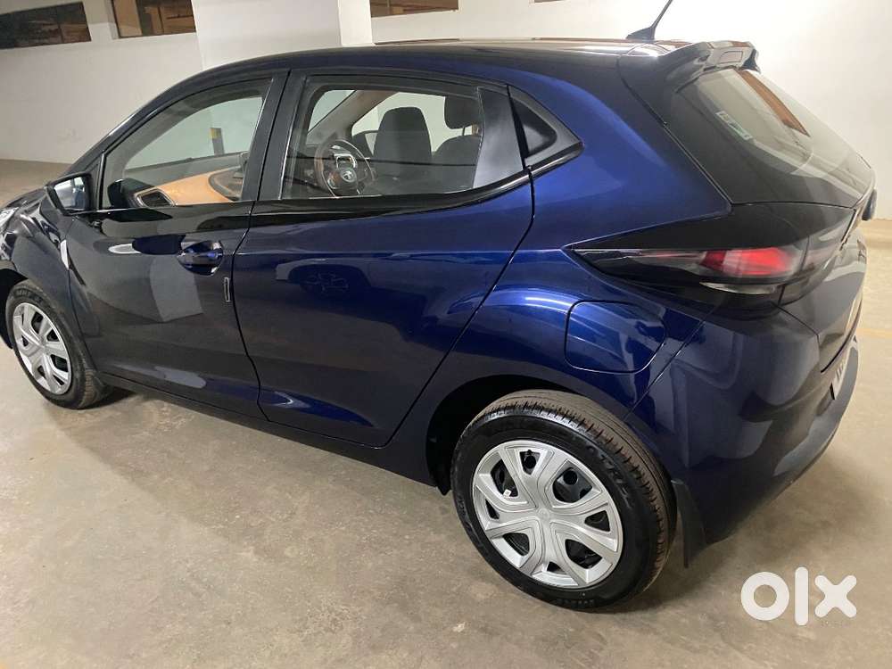 Tata Altroz Single Owner, Manual, Less Than 10,000 Km Done, Karnataka