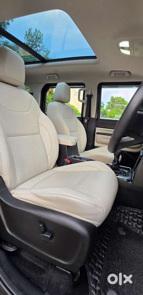Mahindra Thar Roxx Ax7 L Diesel At 2wd, 2025, Diesel
