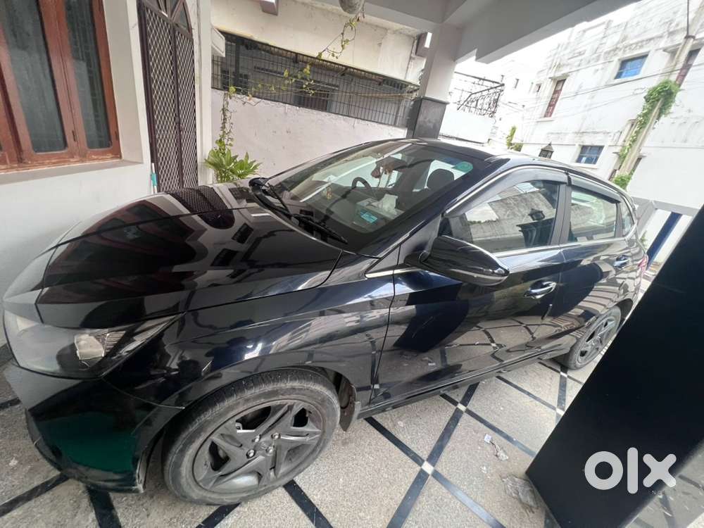 Hyundai I20 Automatic 2023 Model Sbi Manager Driven For Sale