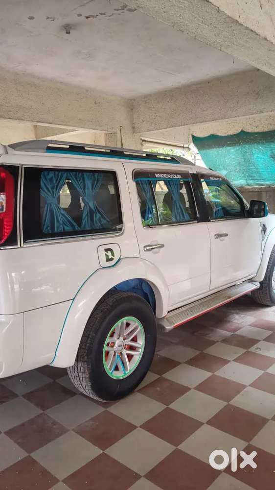 Ford Endeavour Diesel 2011