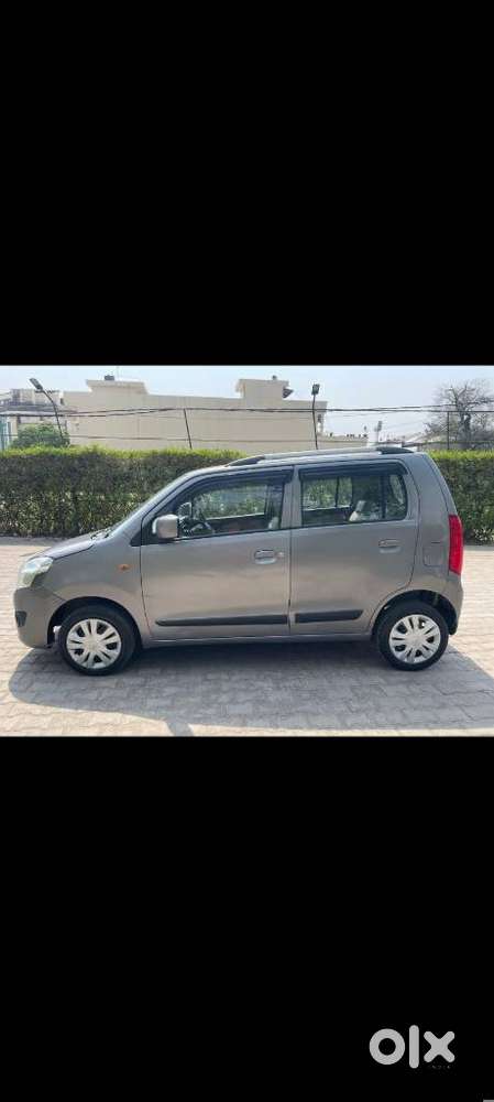Maruti Suzuki Wagon R Amt Vxi Plus, 2017, Petrol