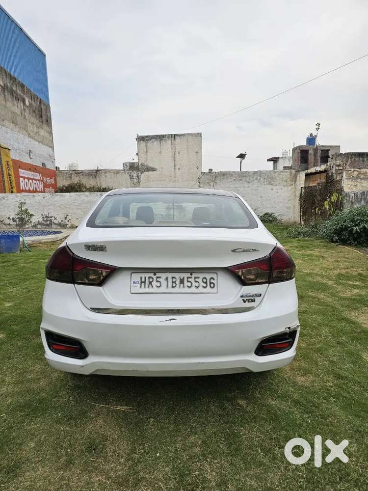 Maruti Suzuki Ciaz 2016 Diesel 130000 Km Driven