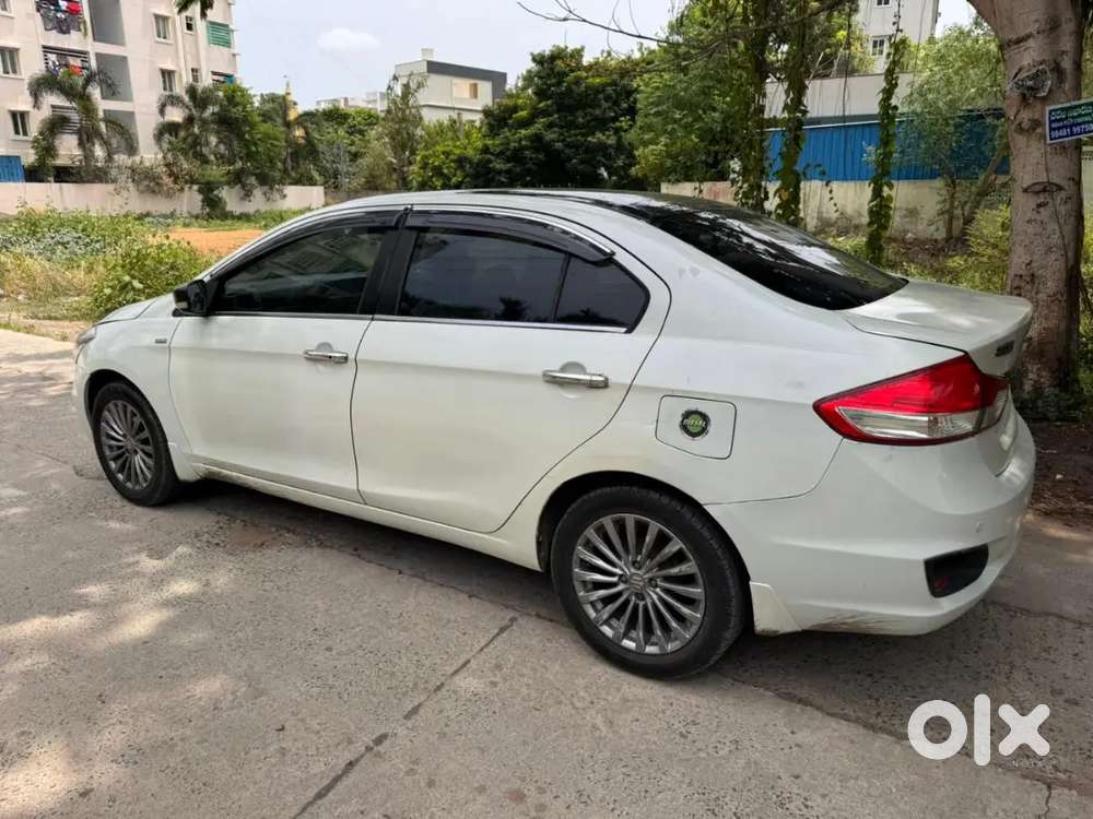 2015 Maruti Suzuki Ciaz Diesel Manual New Tyers And Battery