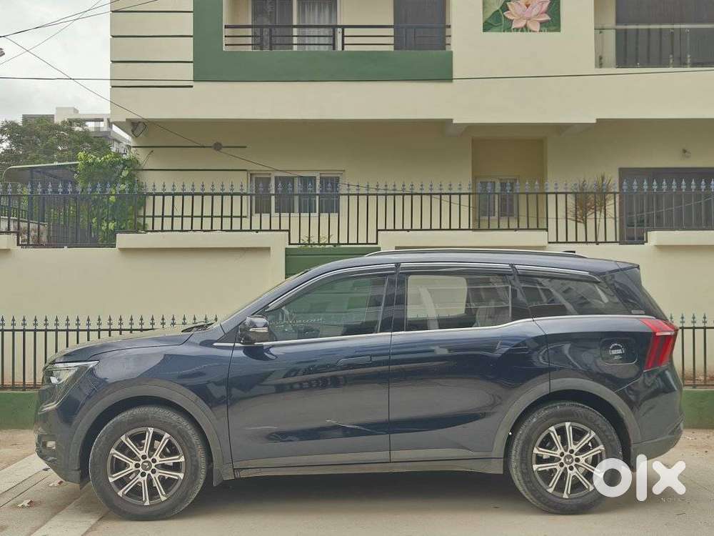 Mahindra Xuv700 2.2 Ax 7 Diesel At Luxury Pack Str Awd, 2021, Diesel