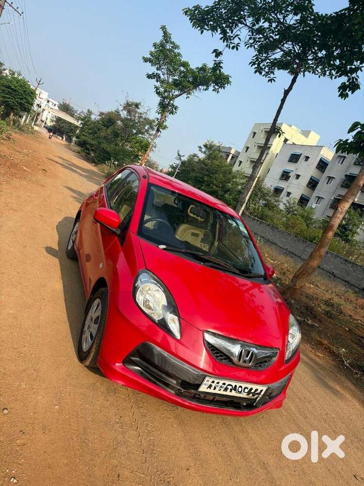 Honda Brio 2014 Petrol Well Maintained